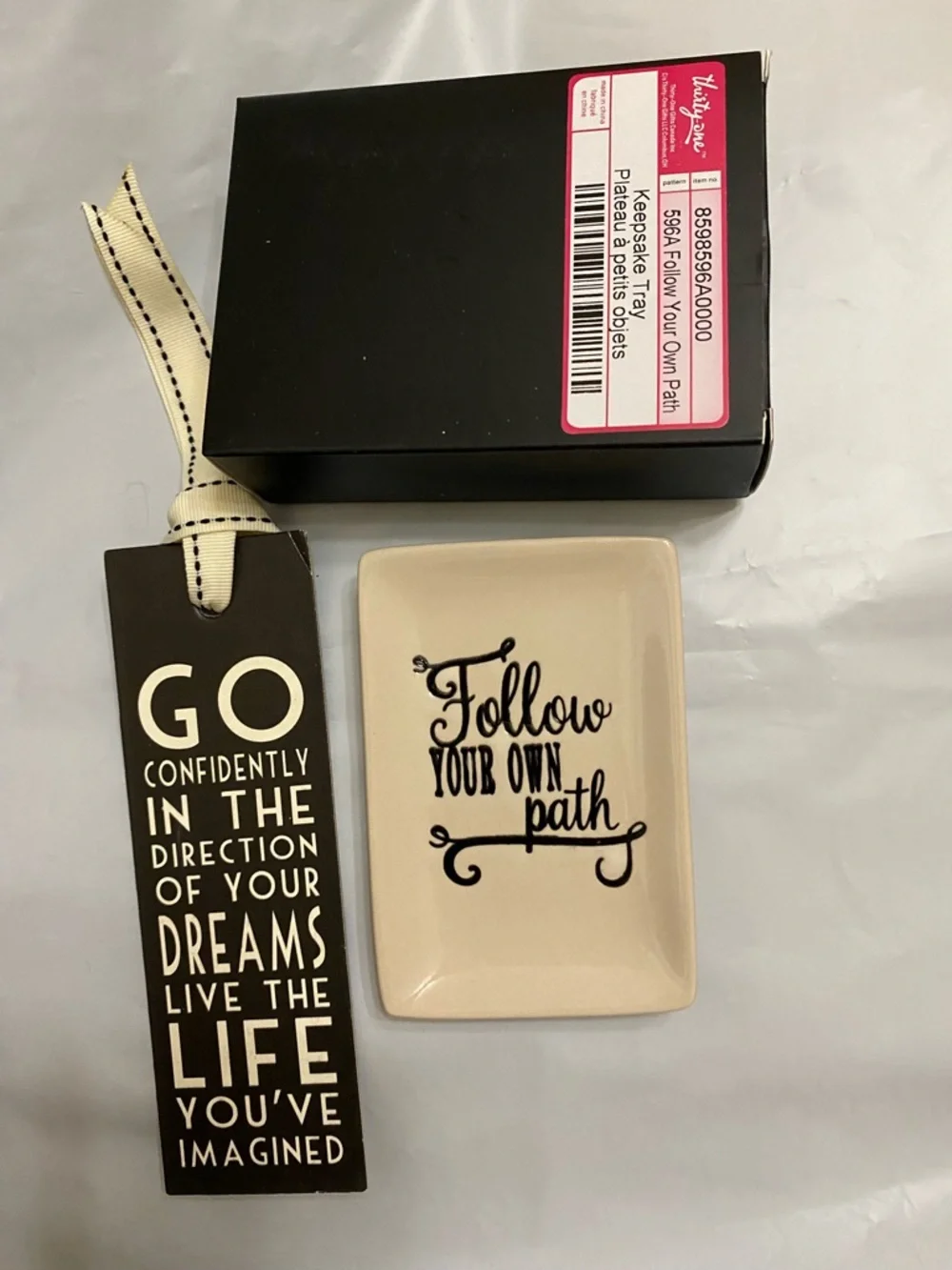 Thirty-one Follow Your Own Path Ceramic Trinket Dish - Cream and book mark